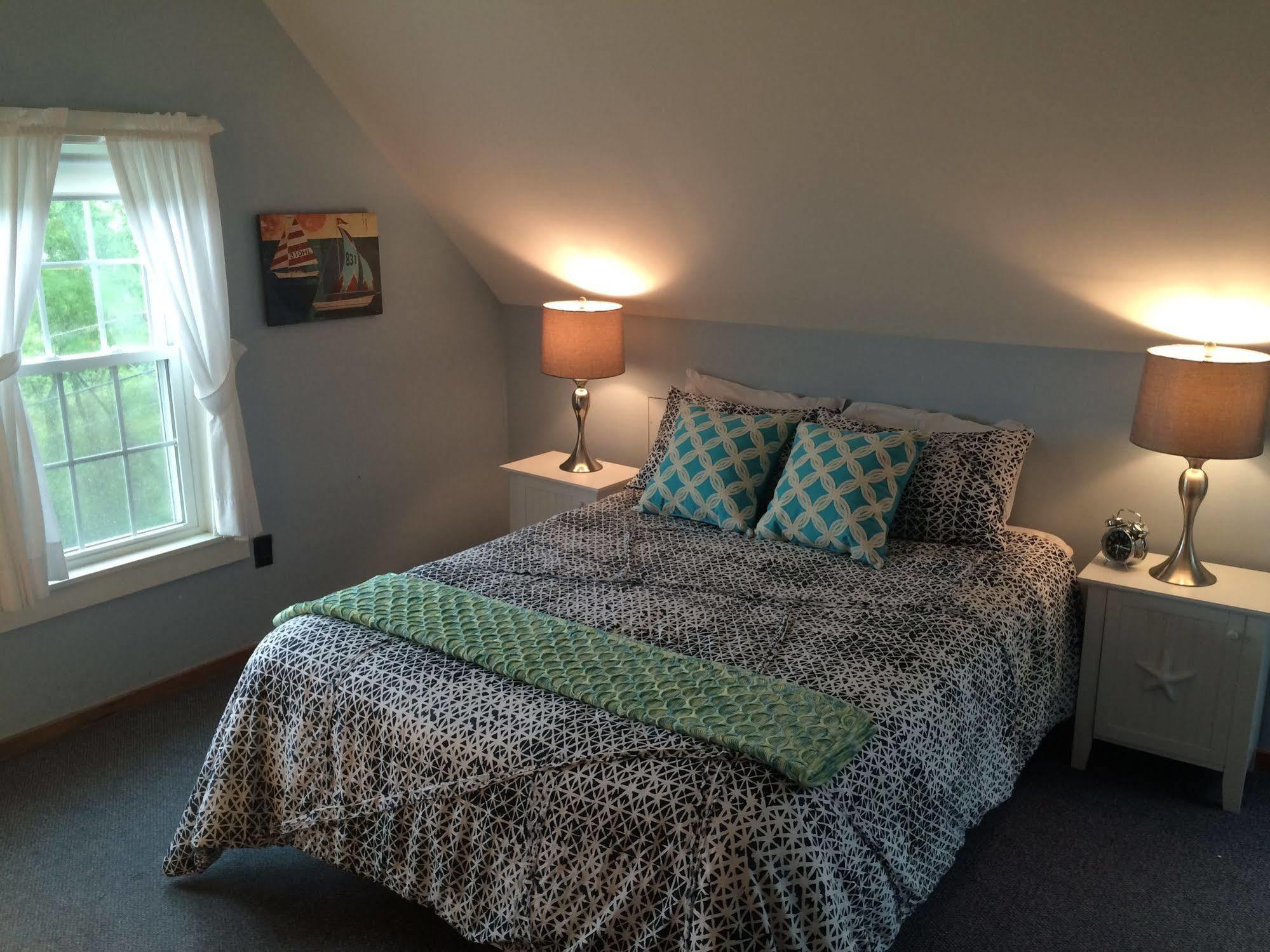 Surfside Inn Чатем Экстерьер фото