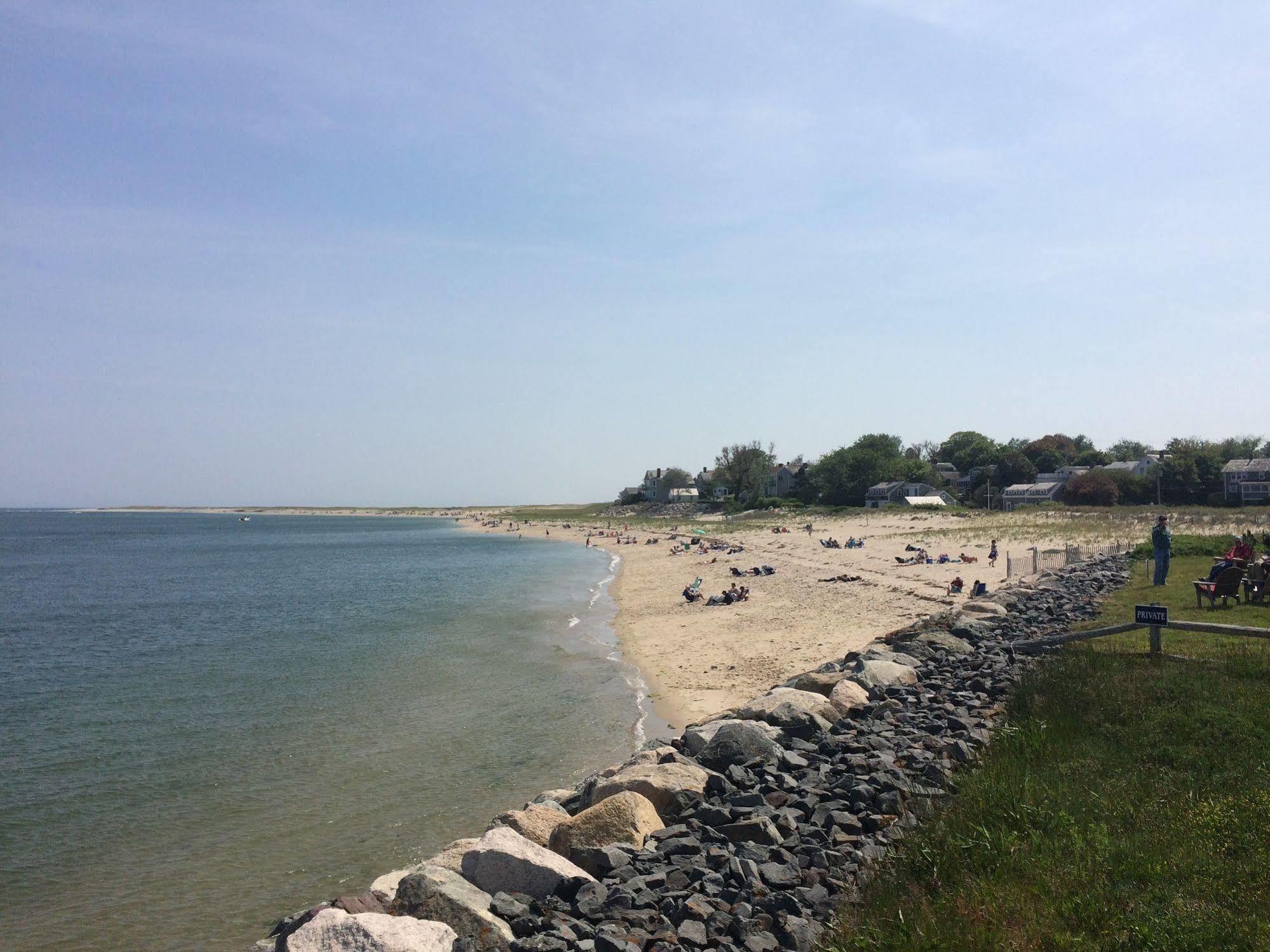 Surfside Inn Чатем Экстерьер фото